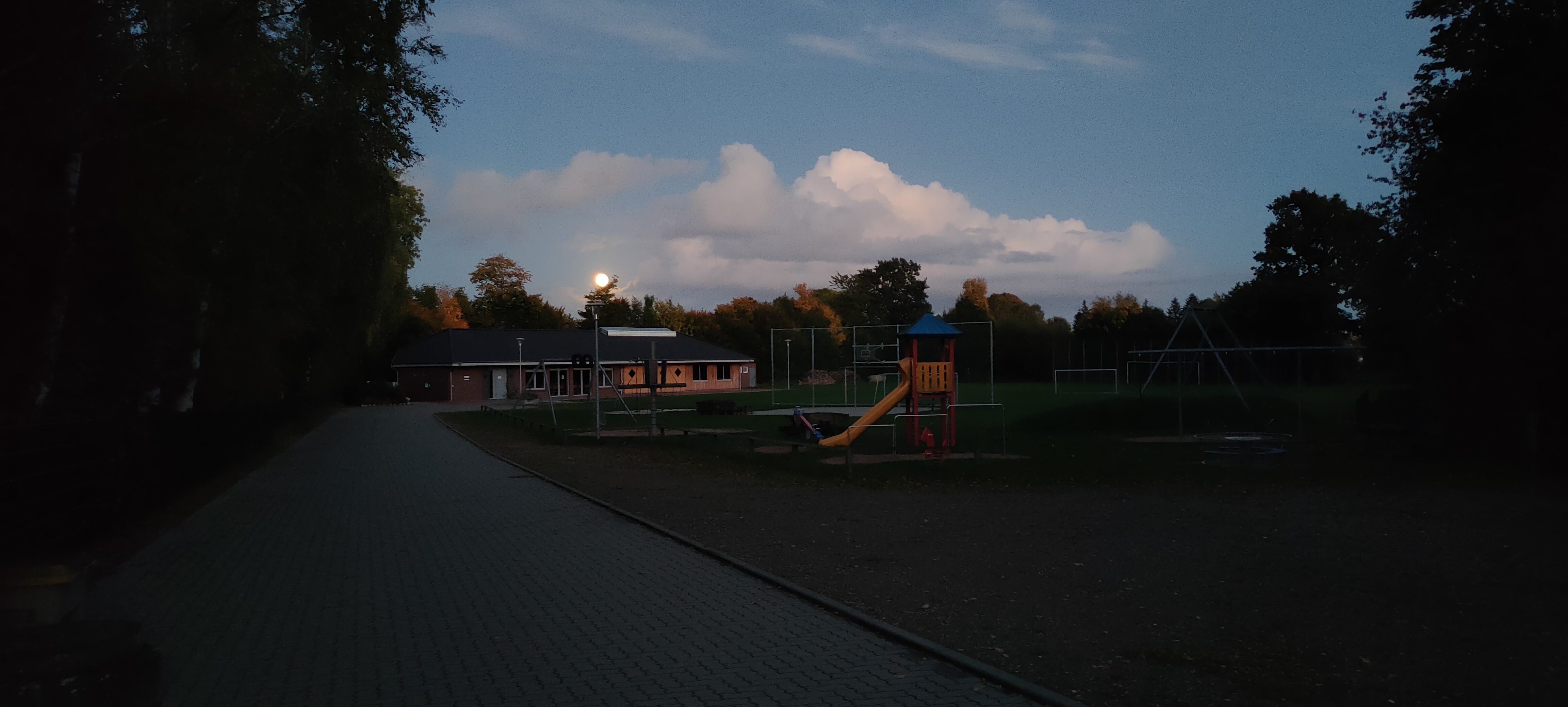 Bekhuus Reinsbek bei Nacht
